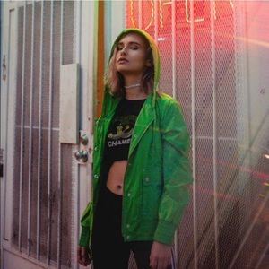 Woman’s Tommy Hilfigure windbreaker